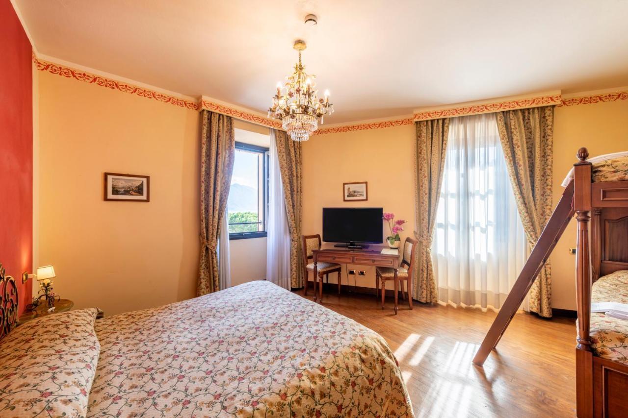 La Dependance Hotel Menaggio Buitenkant foto