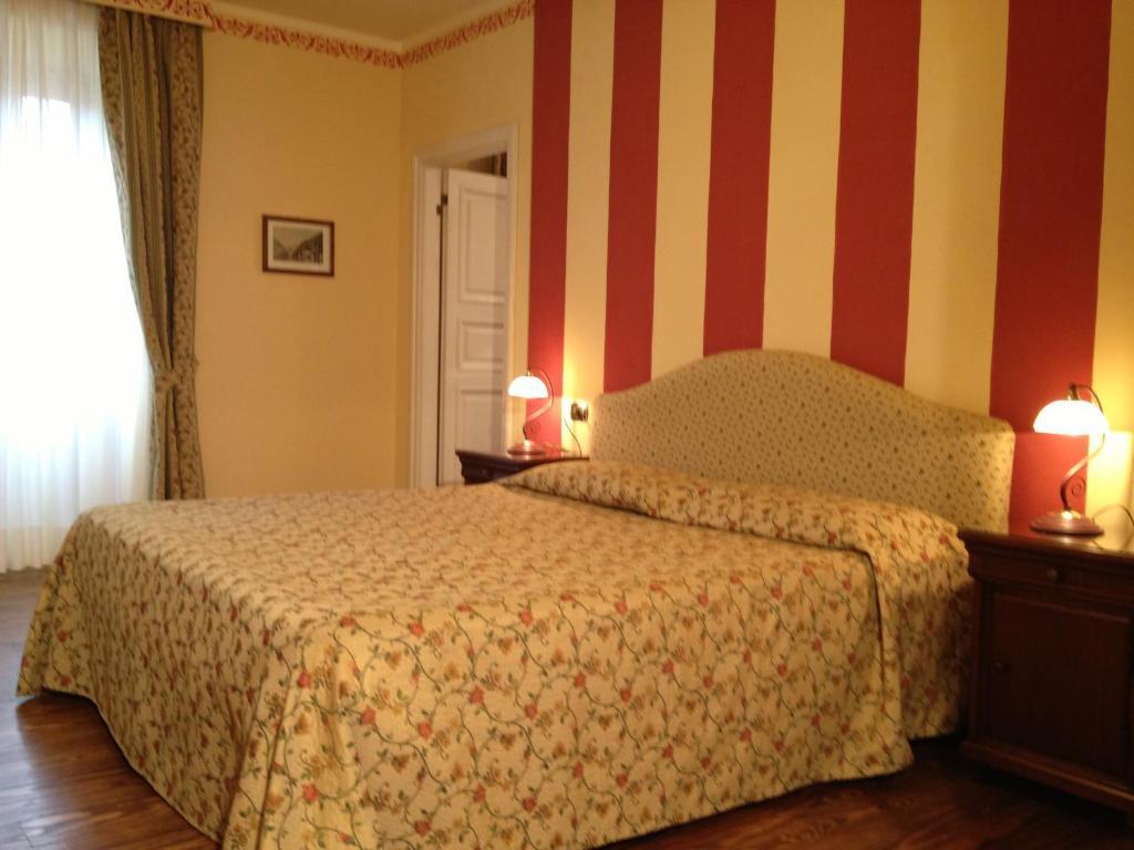 La Dependance Hotel Menaggio Buitenkant foto